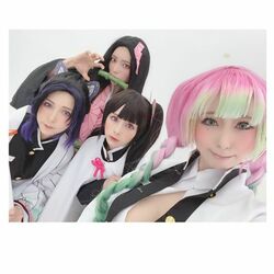 「鬼滅の刃」の人気キャラクターが集結！セクシータレントによる豪華コスプレショットに反響続々