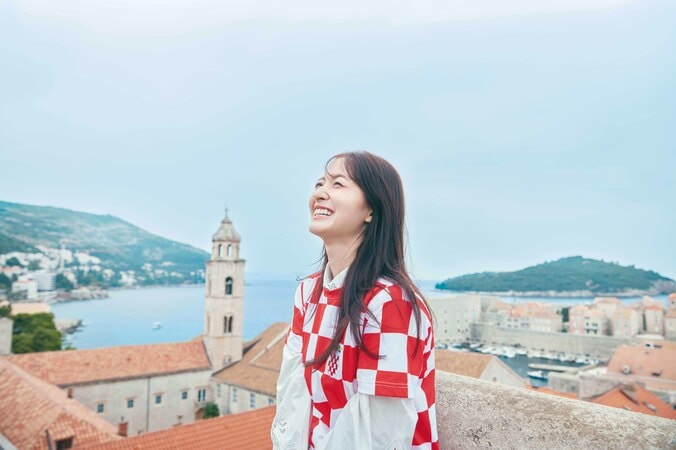 圧倒的美 乃木坂46金川紗耶、ランジェリーや水着まで見せる1st写真集が発売決定 6月30日 2枚目