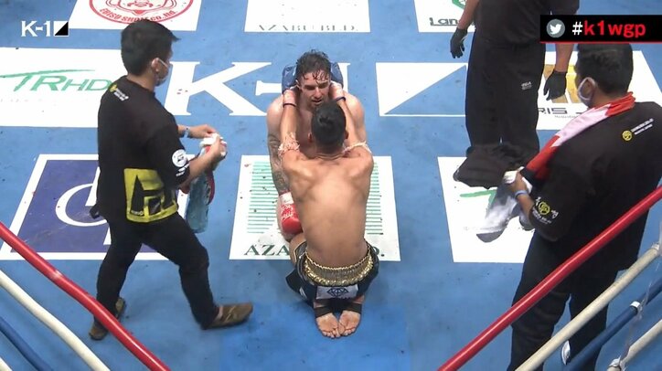 「倒れそう、でも倒れない！」実況を絶叫させた男 無念のドクターストップに“流血”大の字…グッドルーザーに賛辞の声