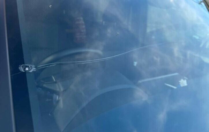  ココリコ・遠藤の妻、運転中にフロントガラスにヒビが入るハプニング「運が悪すぎる」 