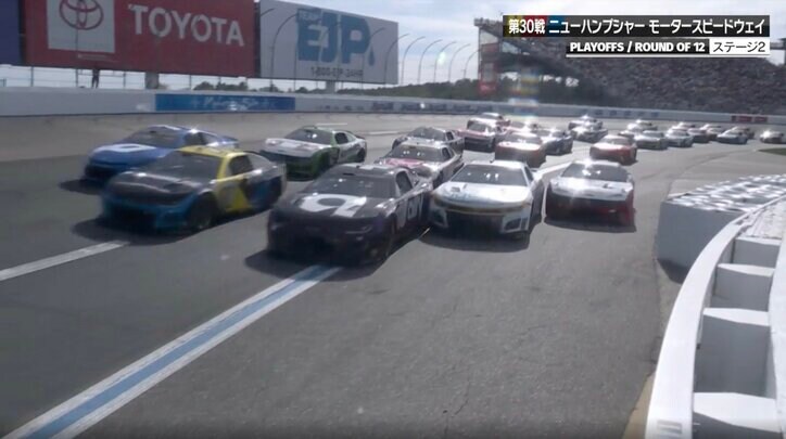 【写真・画像】ピットクルー出場停止でまさか！ 米レースの“異例アクシデント”に「ジャッキ下す前に走り出しちゃった」「もうクルー足りない」騒然　1枚目