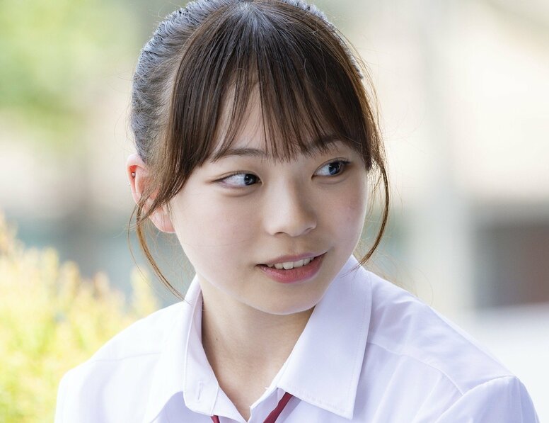 「全国大会で2位」チア歴10年の可愛すぎる高2女子、脚を大胆に開き…体の柔らかさにメンバーが驚き！『今日好き』ラヨーン編第1話