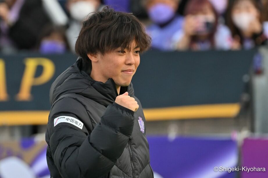満田誠