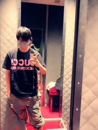アレクサンダー『GUCCIでTシャツ買って貰ってと』