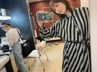 「か、可愛い」「美人すぎる」本田翼のキュートな“鏡写しショット”に称賛の声