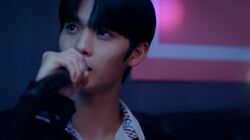 元Wanna OneのCIXメンバー ペ・ジニョン、ヒロインへの思いをついに告白！「突然来た」「神回！」『@アカウントを削除しました』第17＆18話