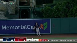 はい絶対捕れません！大谷翔平の特大弾に相手野手もあきらめのリアクション ファン「来ると思ったぞこれ！」「ファンを手ぶらで帰さない男！」