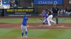 どうした…？ カブス今永昇太、投球直後に“謎の動き”「あれは何だ？w」マウンド上で見たことないリアクション「決めポーズ？」