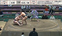 170キロ力士に“笑いと癒し”のハプニング発生 「完全にプーさん」立ち合い不成立で館内“ほっこり”