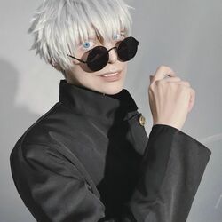 コスプレイヤー・ウィルが「呪術廻戦」五条悟を再現！「本物過ぎる」「目が幸せ」と興奮の声続出