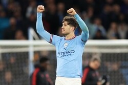 バイエルン戦でマンCの“縦スライド”を担ったストーンズ「ポジショニングの面で学びがあった」