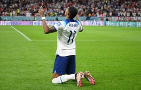 「数日前に友だちの1人を亡くした」　2発ラッシュフォードの天指差しパフォに込めた思い