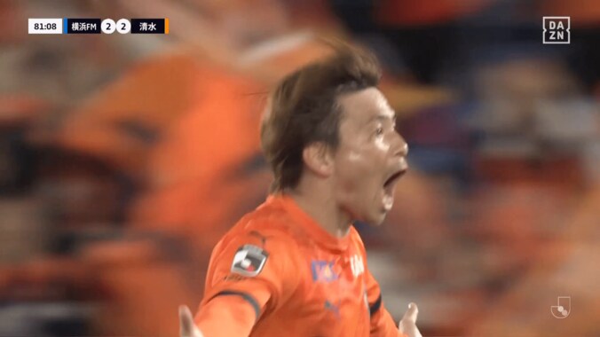 乾貴士が伝説ゴラッソを再現！？「W杯ベルギー戦だ」「魔法をかけた」「スーパーな一撃」絶品ドリブルシュートでファン魅了 4枚目