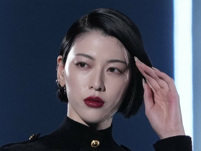 三吉彩花／TGC
