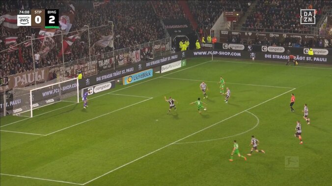 「忍者」町野修斗、待望の今季ブンデスリーガ初ゴール「湘南の時を思い出す」折り返しのボールを背後から抜けてズドン！豪快ダイレクトシュートの瞬間 5枚目