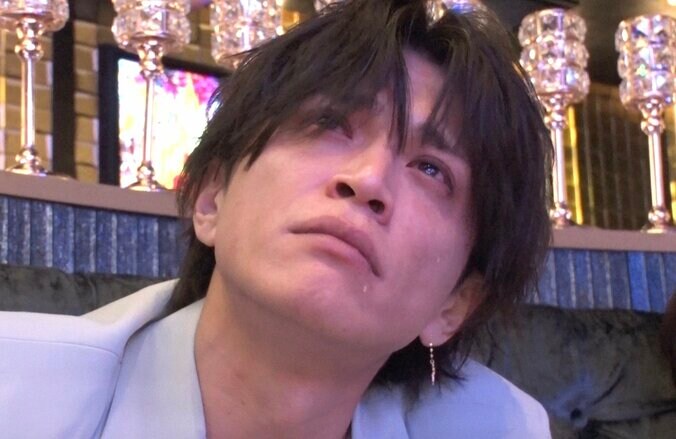 【写真・画像】「今日でホスト辞めます」歌舞伎町No,1ホストの決断に山本裕典が号泣　1枚目