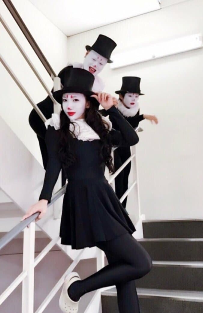 ざわちん、白塗りでコントデビュー「クセになるかも」 1枚目