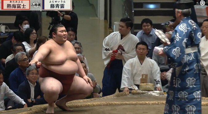 「受け取り方が…」「なんか言った」熱海富士、もの凄い量の懸賞を前に感謝ダダ漏れ「応援したくなるわ」ファンほっこり 2枚目