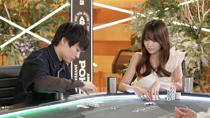 【映像】クールな最強美女が京大卒イケメンに見せた“圧の眼差し”