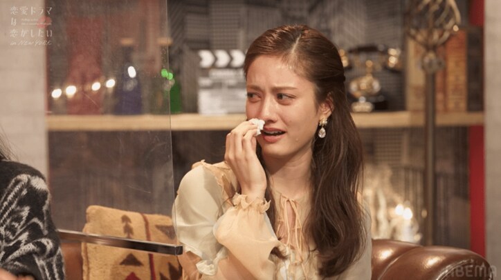 「ビジネスじゃないキスは初めて」恋愛経験ゼロのハーフ女優と、紳士的すぎるイケメン俳優の恋が急加速！ 2人の空気感に谷まりあも涙キュン