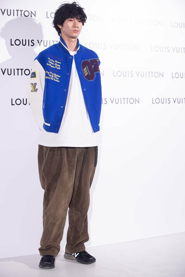 岩田剛典、寒さで凍える記者に「皆さん風邪ひかないで」と優しい気遣い