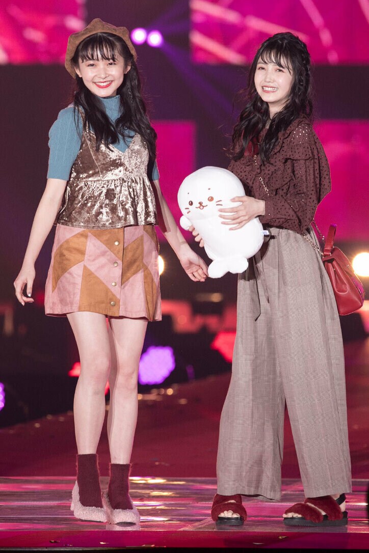 乃木坂46からメンバー9人がランウェイ堂々闊歩＆ミニライブでオーディエンス魅了　 - ガールズアワード2017A/W【画像集】