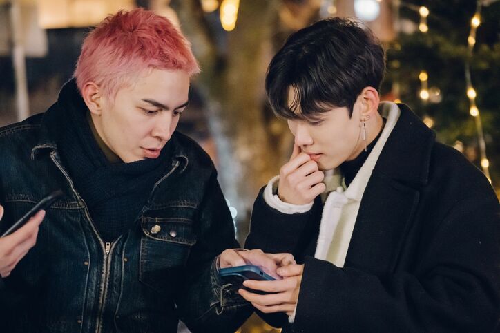 初恋の齊藤なぎさ、まさかの三角関係に「泣きそうになってきた」イケメンK-POP練習生をめぐり『ガルプラ』出身女子と奪い合う展開に『花束オオカミ』第1話