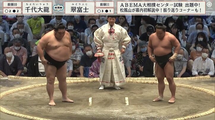 巨漢力士が あぁ すみません 揃って ペコリ で館内に笑い 立ち合い不成立の一コマに おじぎかわいい ファンほっこり 相撲 Abema Times