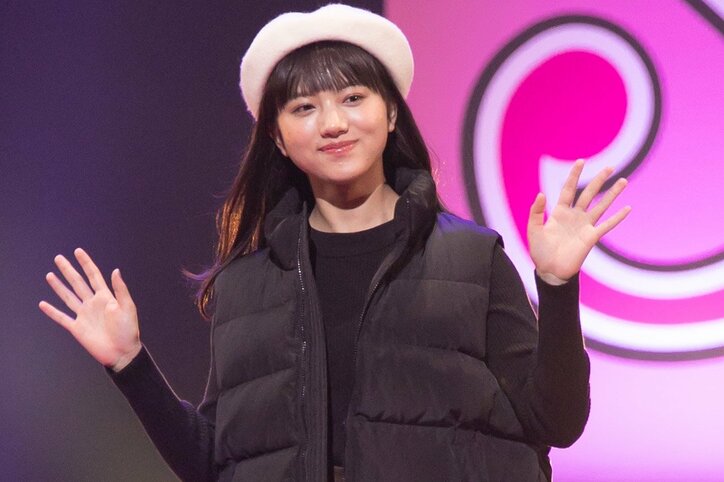 竹内涼真＆浜辺美波、新田真剣佑のサプライズ登場に大歓声！ -Seventeen 夏の学園祭2018【画像集】