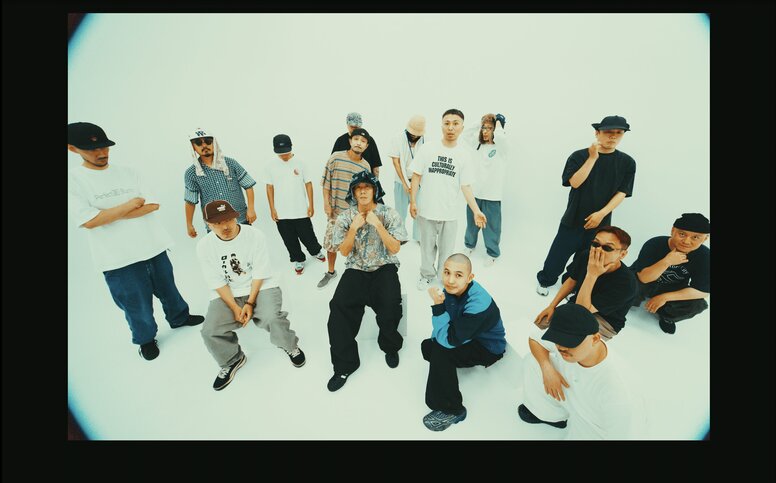 ISSUGI & GRADIS NICEのALBUM「Day'N'Nite 2」に収録され、LIVEでもアンセムとなっている「XL」のRemixがfeaturingにKID FRESINOを迎えDOGEAR RECORDSよりリリース。