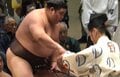 伯乃富士、取組後の懸賞での所作が波紋「そりゃ腕も上がらない」擁護の声も 一体、なぜ?
