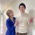小柳ルミ子、“偶然出会った人物”との腕組み2ショット披露 「奇跡的な縁にびっくり!!」