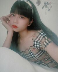 「お人形!!!!!!」「天使…」「お姫様感半端ないっ」Hina、可愛すぎるオフショットにファン歓喜