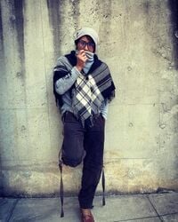 新庄剛志の防寒バッチリコーデに「今日もオシャンティ～」「カッコいい～モデルみたい」の声