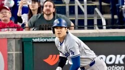 くそっ詰まったか！大谷翔平もHRを一瞬確信！？「惜しい」特大センターフライに“悔しさ”滲む…顔を歪めた瞬間