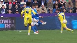 伊東純也、70m爆走＆カットインシュートで日本代表GKが守るゴールを強襲「敵だとこんなに驚異なのか」「ボール持つと湧くね」圧巻のフィニッシュワークにファン衝撃