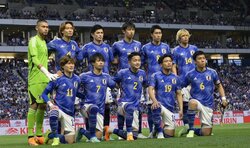 最高点は「8.5」の三笘薫！強豪相手に1G1Aで“格の違い”をみせつけ、1ゴールの伊東純也は…【ペルー戦独自採点】