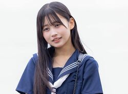 うるうるの大きな瞳とクシャっとした笑顔がかわいすぎて…清楚系高2美女に男子たちがイチコロ！「表情がめっちゃ可愛かった」『今日好き』チュンチョン編第1話