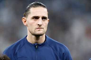 アーセナルが03-04シーズン以来のリーグタイトル獲得のため即戦力補強へ　W杯決勝経験したMFがターゲット？