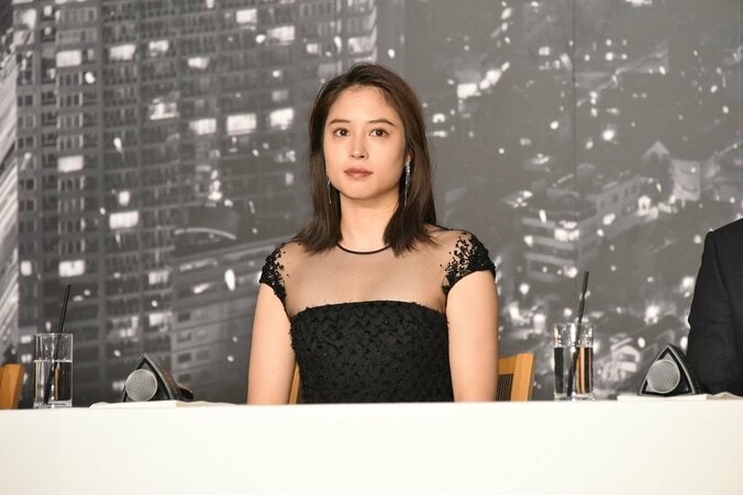 中村倫也、佐藤浩市のクリスマス&誕生日プレゼントに「ラブです」 2枚目