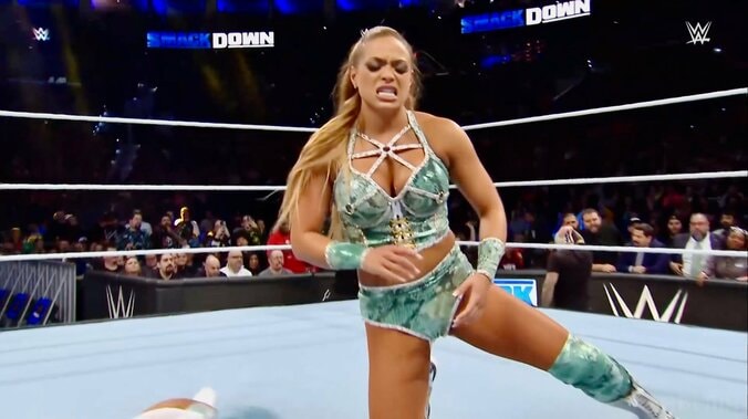 【写真・画像】鬼滅“大好き”人気女子レスラー、男子選手に強烈ビンタ　妨害に鬼の形相「はったw」「殴られる」ファンも注目　1枚目