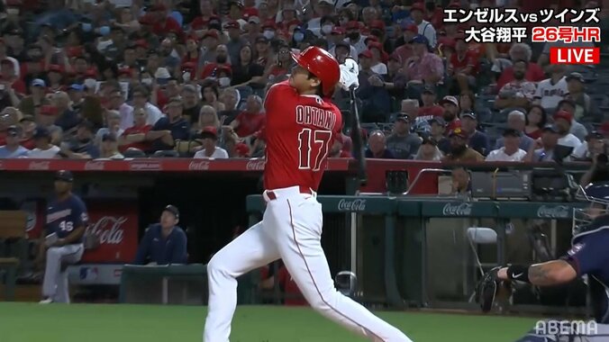 大谷翔平、3試合ぶり26号の追撃ソロ！ 10回のサヨナラ機では申告敬遠もエンゼルスは延長11回の末に劇的サヨナラ勝ち  1枚目