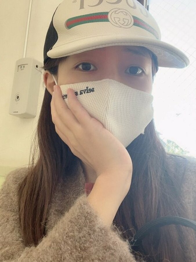 川崎希、喉に刺さったうなぎの骨を取るのにかかった金額「うなぎより高かった」 1枚目