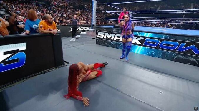 ジュリアがB・ファブに理不尽“制裁”