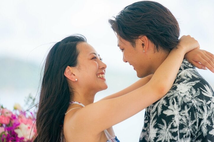 美人ラウンドガールのSっ気たっぷりな告白の返し＆キスに痺れる「わたしが自分から好きって言ったことないのわかってた？」