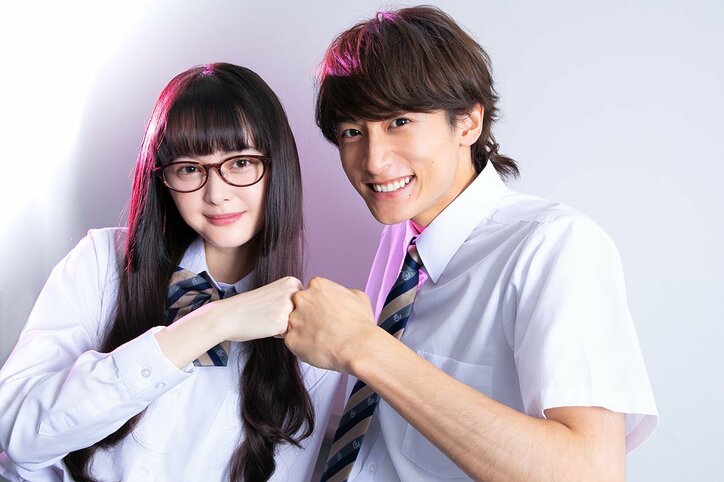 玉城ティナ、小関裕太の印象を語る「面白いんだもん。笑っちゃう。たぶん、小関さんは天然だと思います」