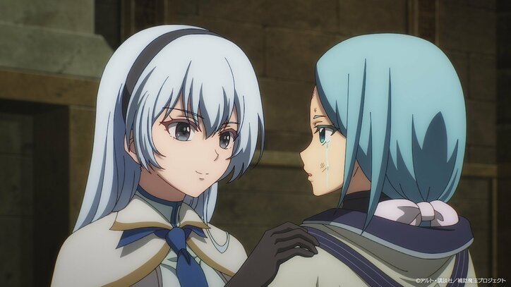 [Photos/Images] L'épéiste Olivia dévoile son dos... Un passé tragique lié à la cicatrice qu'elle porte choque les fans : « C'est horrible » (Anime Hojo Maho, Épisode 8) 1st