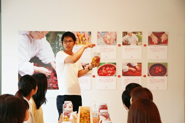 「梅干し一つで2時間半の大行列」を作った“梅干し界の革命児” 落語家の父・立川志の輔氏も顔負けのアイデアマン