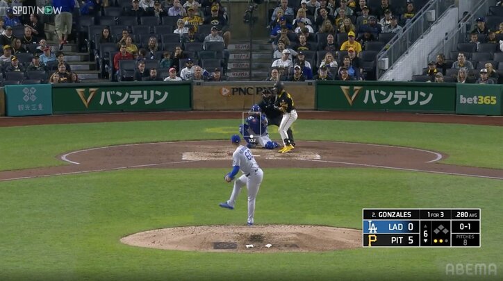 【写真・画像】ド軍ベッツの「ナイスプレーだ！間に合った」 “遊撃手で”躍動「こういうところが今シーズンの成長」識者も称えた瞬間　1枚目