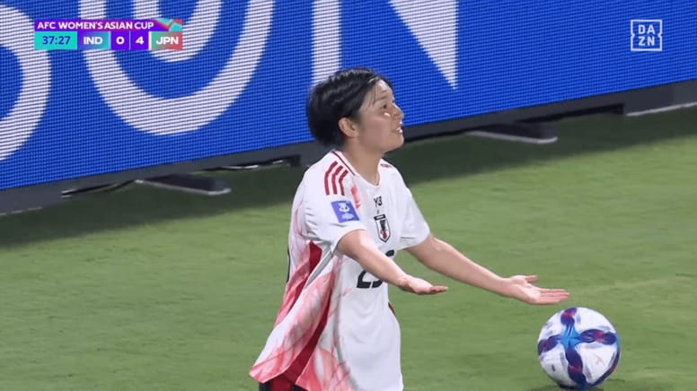 嘘でしょ？ なでしこFWが“誤審”に唖然…11－0大勝の裏で2試合連続の不可解ジャッジ…決勝Tに向けて不安【女子アジアカップ】